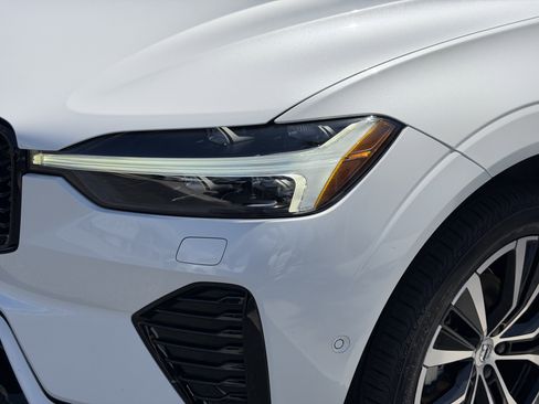 Certified 2023 Volvo XC60 B5 Plus w/ Climate Package FWD image 8