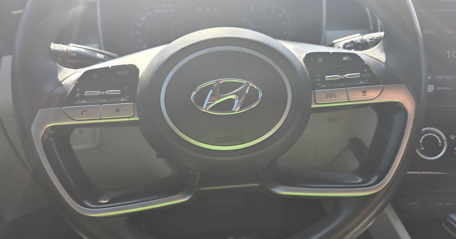 Used 2022 Hyundai Tucson SEL FWD image 16