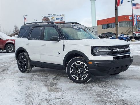 Used 2024 Ford Bronco Sport Outer Banks image 1