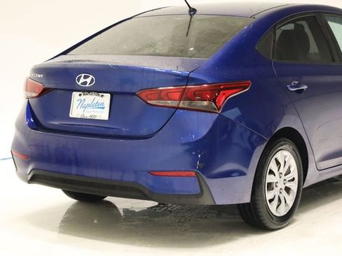 Used 2019 Hyundai Accent SE FWD image 6