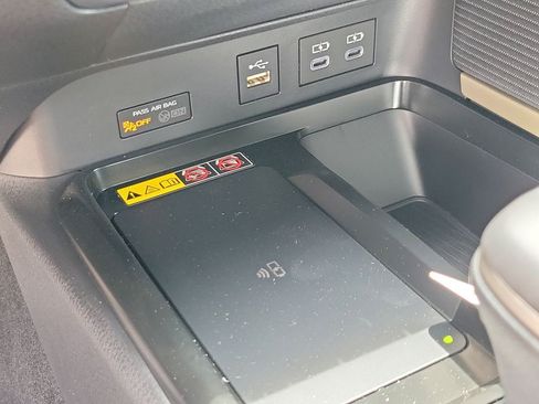 Used 2026 Toyota Camry SE FWD image 29