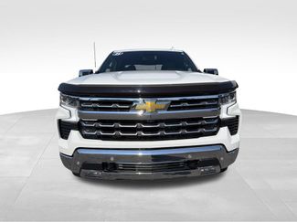 Used 2025 Chevrolet Silverado 1500 LTZ AWD/4WD video 3