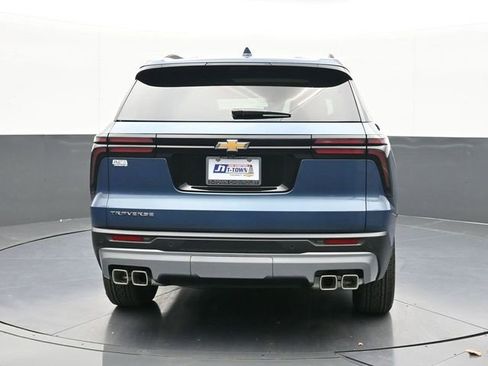 New 2026 Chevrolet Traverse LT w/ Sun and Wheel Package image 12