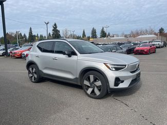 Used 2023 Volvo XC40 Recharge Ultimate video 1