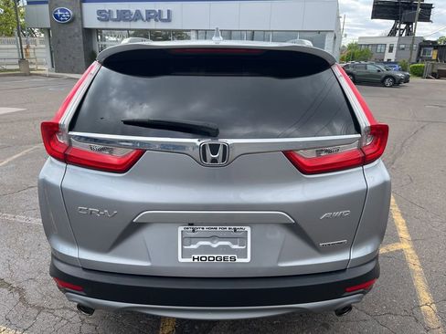 Used 2019 Honda CR-V Touring image 6