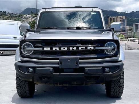 Used 2022 Ford Bronco Outer Banks AWD/4WD image 6