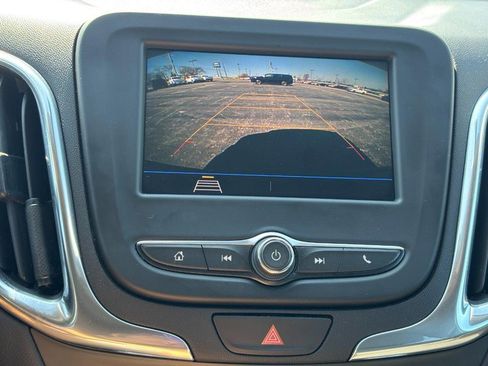 Used 2021 Chevrolet Equinox LT image 21