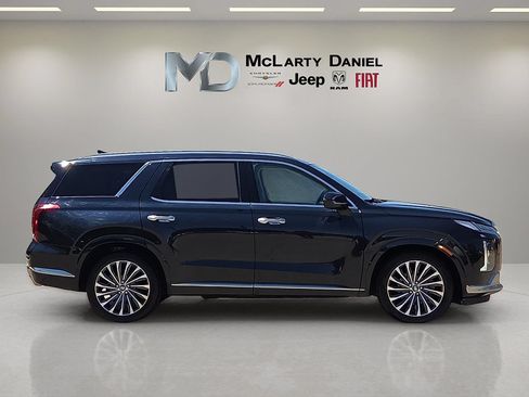 Used 2024 Hyundai Palisade Calligraphy AWD/4WD image 6