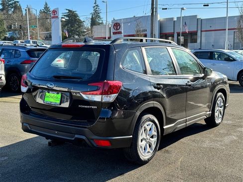 Used 2020 Subaru Forester w/ Alloy Wheel Package image 7