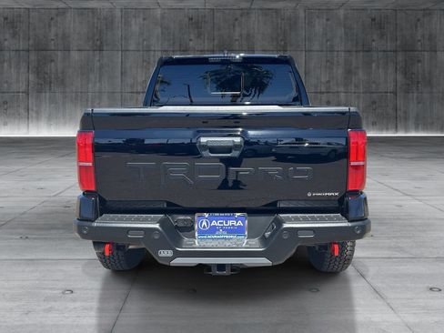 Used 2025 Toyota Tacoma TRD Pro AWD/4WD image 4