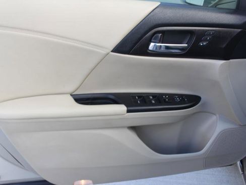 Used 2015 Honda Accord EX-L image 10
