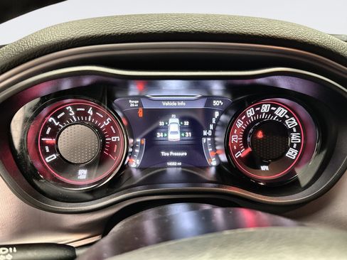 Used 2023 Dodge Challenger SXT w/ Blacktop Package image 13