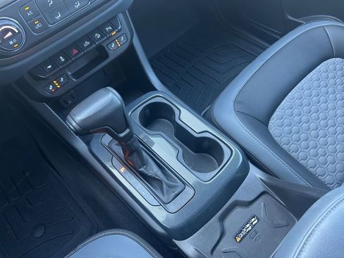 Used 2021 Chevrolet Colorado Z71 image 20