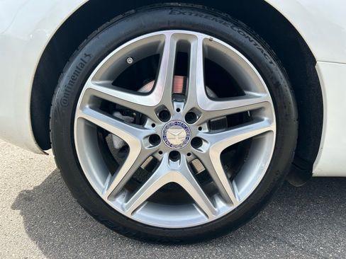 Used 2015 Mercedes-Benz SLK 250 image 26