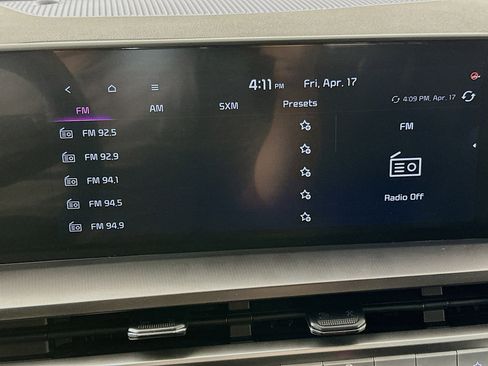 Used 2025 Kia Telluride S image 21