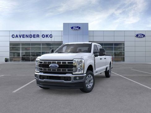 New 2025 Ford F250 XLT image 31