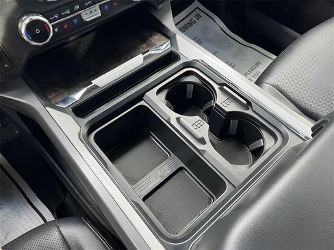 Used 2023 Ford F350 Lariat w/ Chrome Package image 26