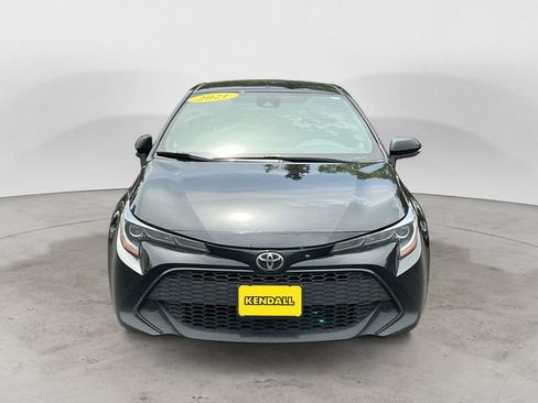Used 2021 Toyota Corolla SE w/ SE Preferred Package FWD image 2