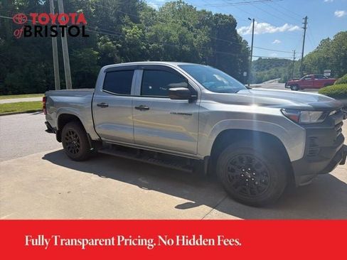 Used 2025 Chevrolet Colorado W/T w/ WT Custom Package RWD image 15