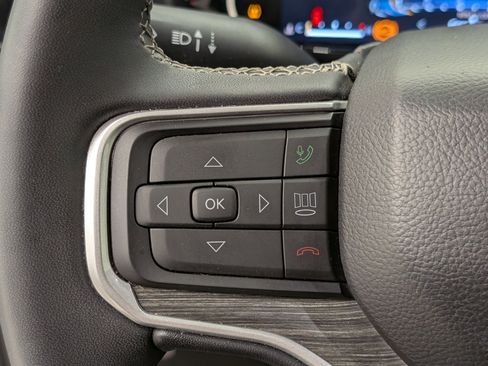 Used 2023 Jeep Wagoneer Series III w/ Preferred Equipment Group image 17