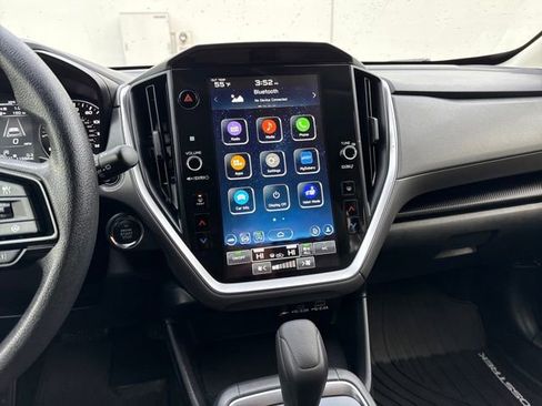 Used 2024 Subaru Crosstrek 2.0i Premium image 19