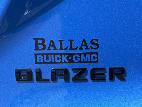 Certified 2024 Chevrolet Blazer LT w/ Convenience Package FWD image 30