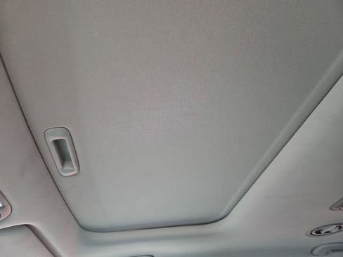 Used 2025 Kia Telluride S image 37