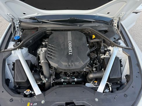 Used 2022 Genesis G70 3.3T image 59