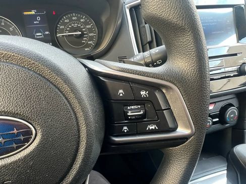 Used 2020 Subaru Impreza 2.0i Premium image 15