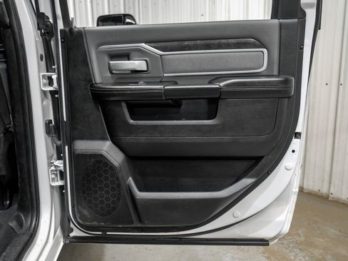 Used 2022 RAM 2500 Big Horn AWD/4WD image 44
