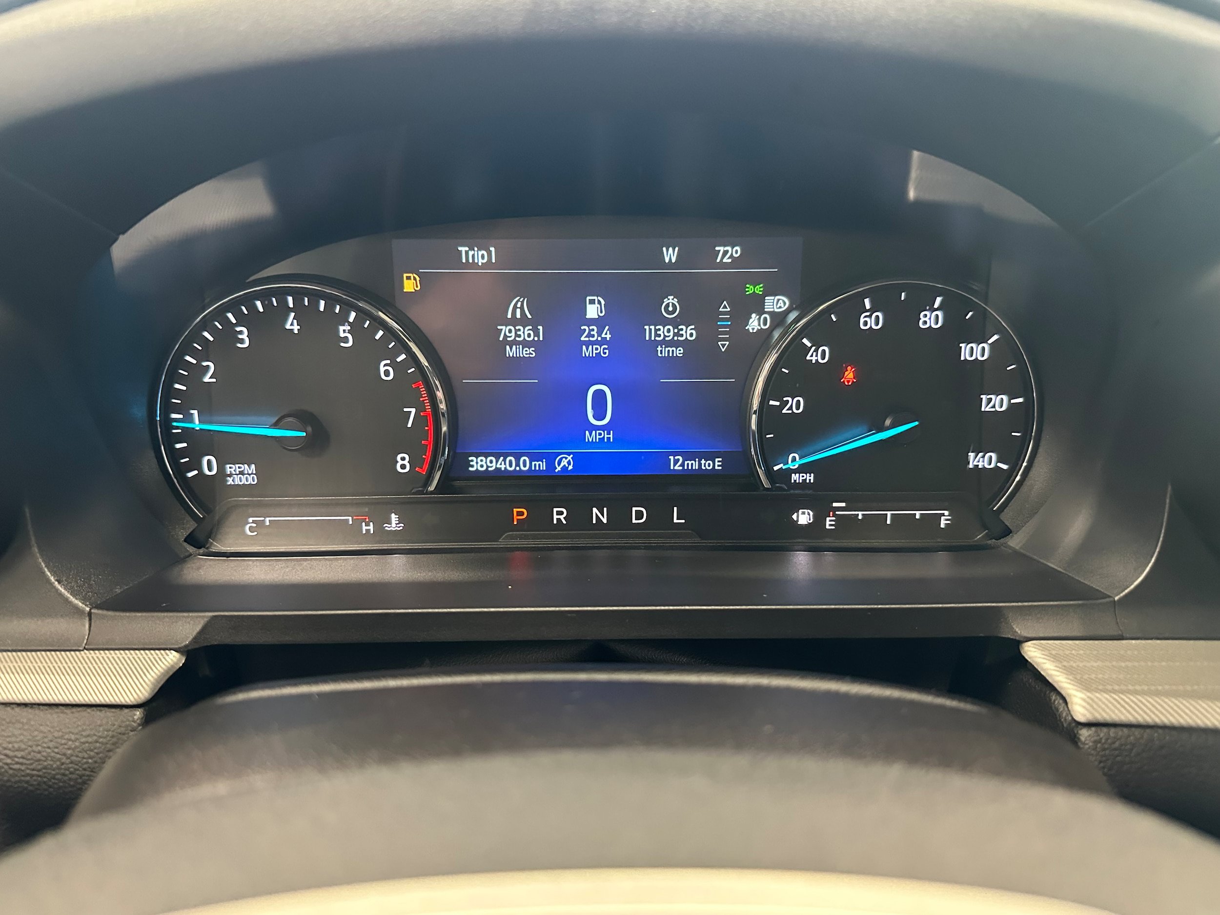 Used 2024 Ford Explorer XLT w/ Equipment Group 202A AWD/4WD image 24
