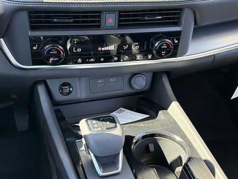 New 2026 Nissan Rogue SV FWD image 18