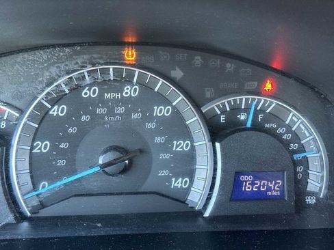 Used 2013 Toyota Camry SE image 10