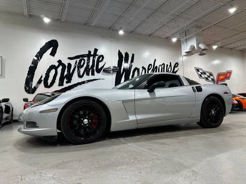Used 2012 Chevrolet Corvette Coupe RWD image 1