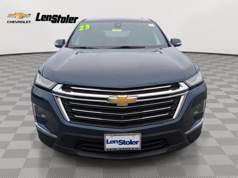 Used 2023 Chevrolet Traverse LT w/ LT Premium Package AWD/4WD image 8