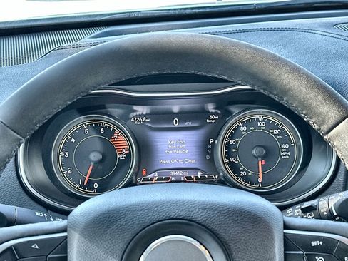 Used 2021 Jeep Cherokee Latitude Lux w/ Sun & Sound Group image 24