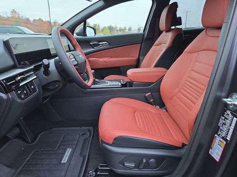 New 2026 Kia Sportage SX FWD image 5