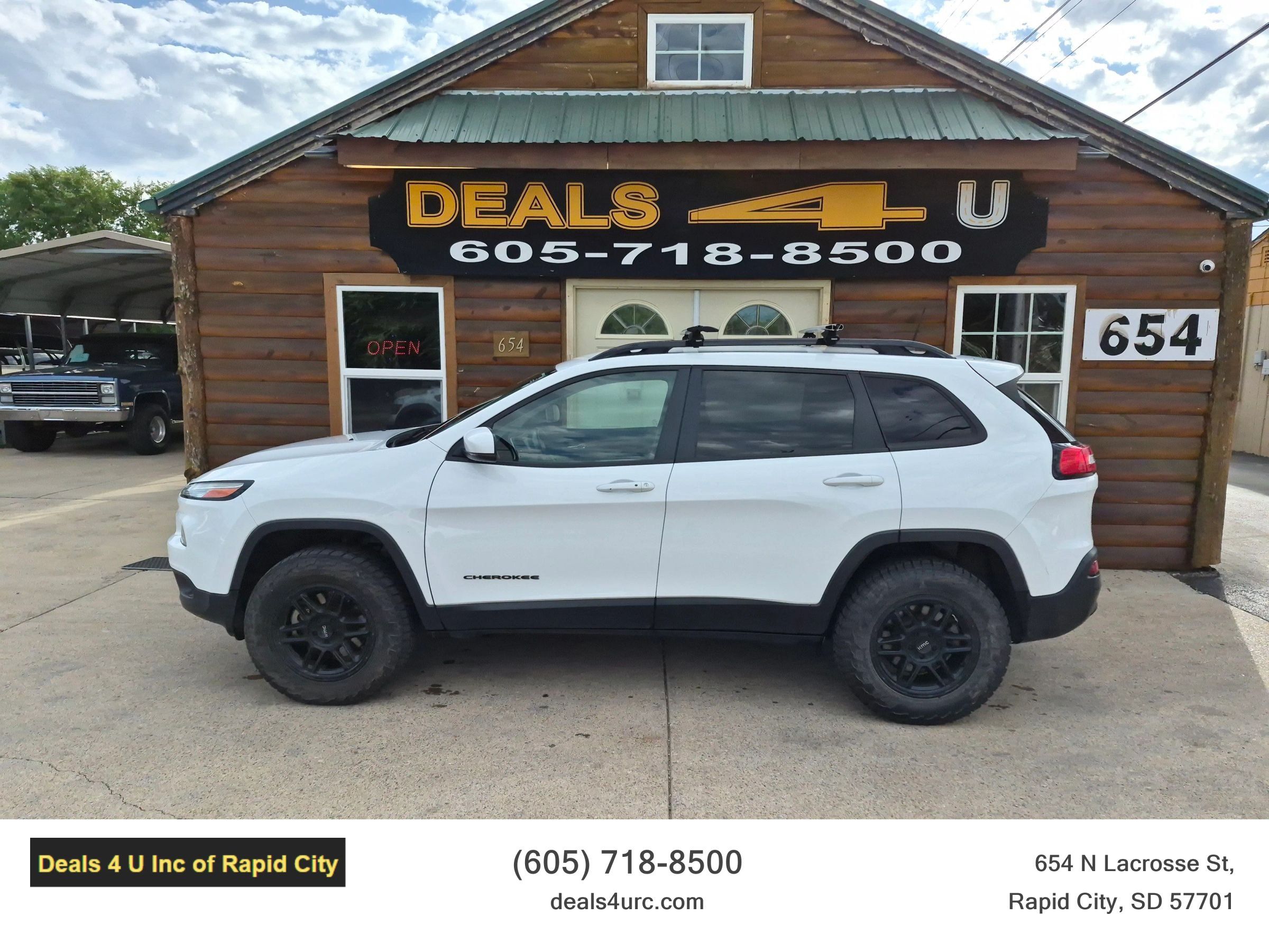 Used 2017 Jeep Cherokee High Altitude AWD/4WD image 1