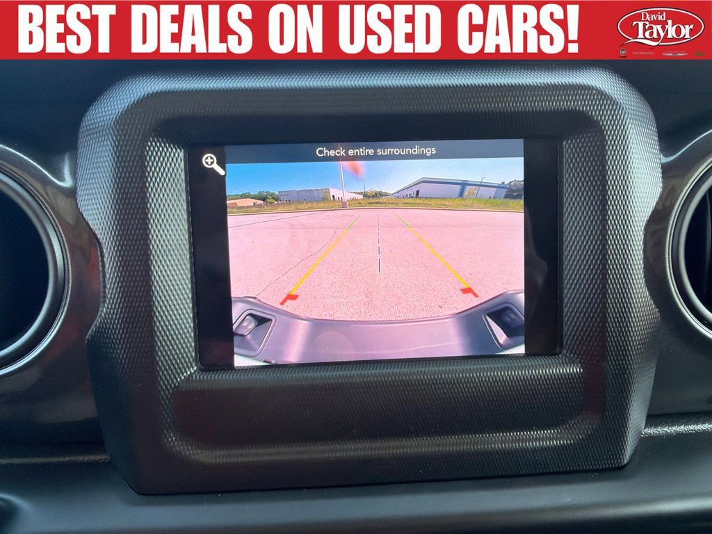 Used 2022 Jeep Gladiator Sport AWD/4WD image 13