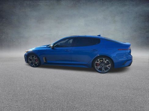 Used 2020 Kia Stinger GT2 image 14