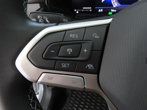 New 2025 Volkswagen Taos S image 14