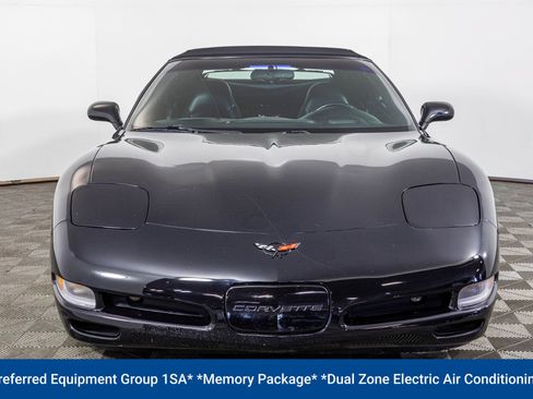 Used 2000 Chevrolet Corvette Convertible w/ Memory Pkg RWD image 7