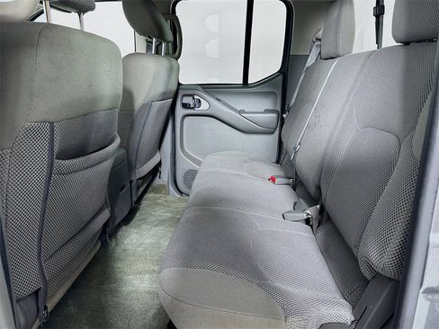 Used 2017 Nissan Frontier SV w/ SV Value Truck Package image 13