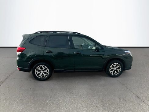 Certified 2023 Subaru Forester Premium AWD/4WD image 8