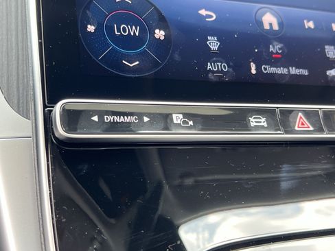 New 2026 Mercedes-Benz C 300 4MATIC Sedan image 39