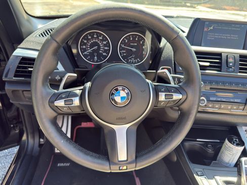 Used 2016 BMW 228i Convertible RWD image 10