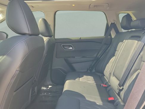 New 2026 Nissan Rogue Platinum w/ Tech Package image 12