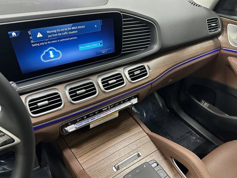 New 2026 Mercedes-Benz GLE 350 4MATIC image 30