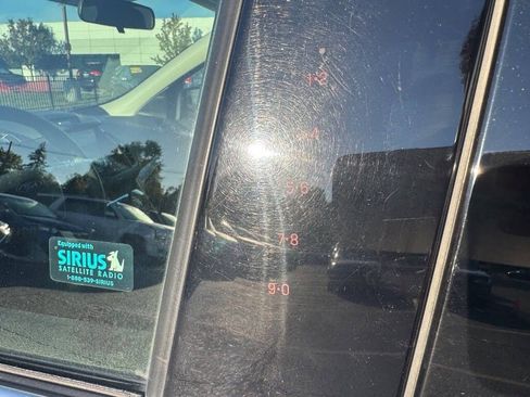 Used 2016 Ford Escape SE w/ Equipment Group 201A image 10