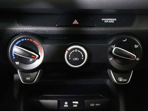 Used 2020 Kia Rio S image 41